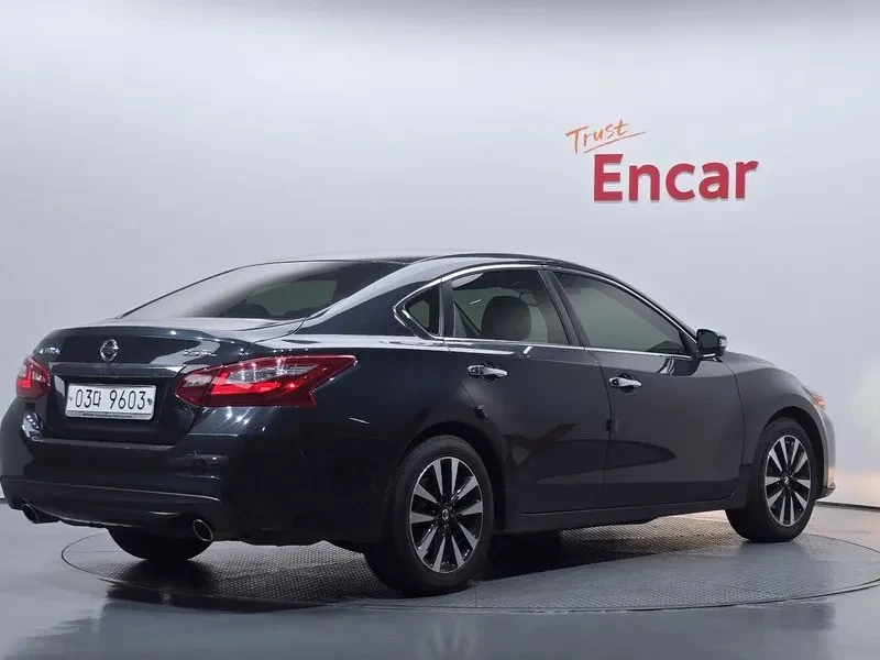 Nissan Altima 2.5 Smart L33, снимка 2 - Автомобили и джипове - 56304365