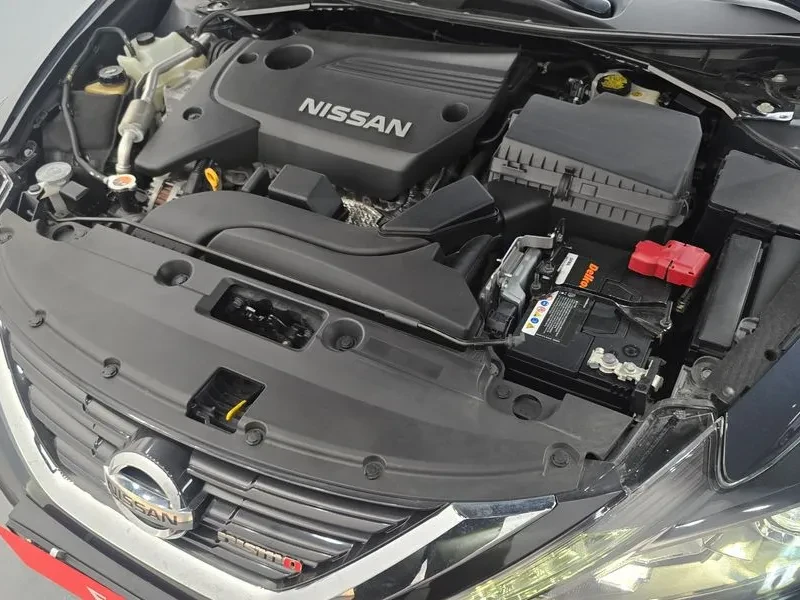 Nissan Altima 2.5 Smart L33, снимка 6 - Автомобили и джипове - 56304365