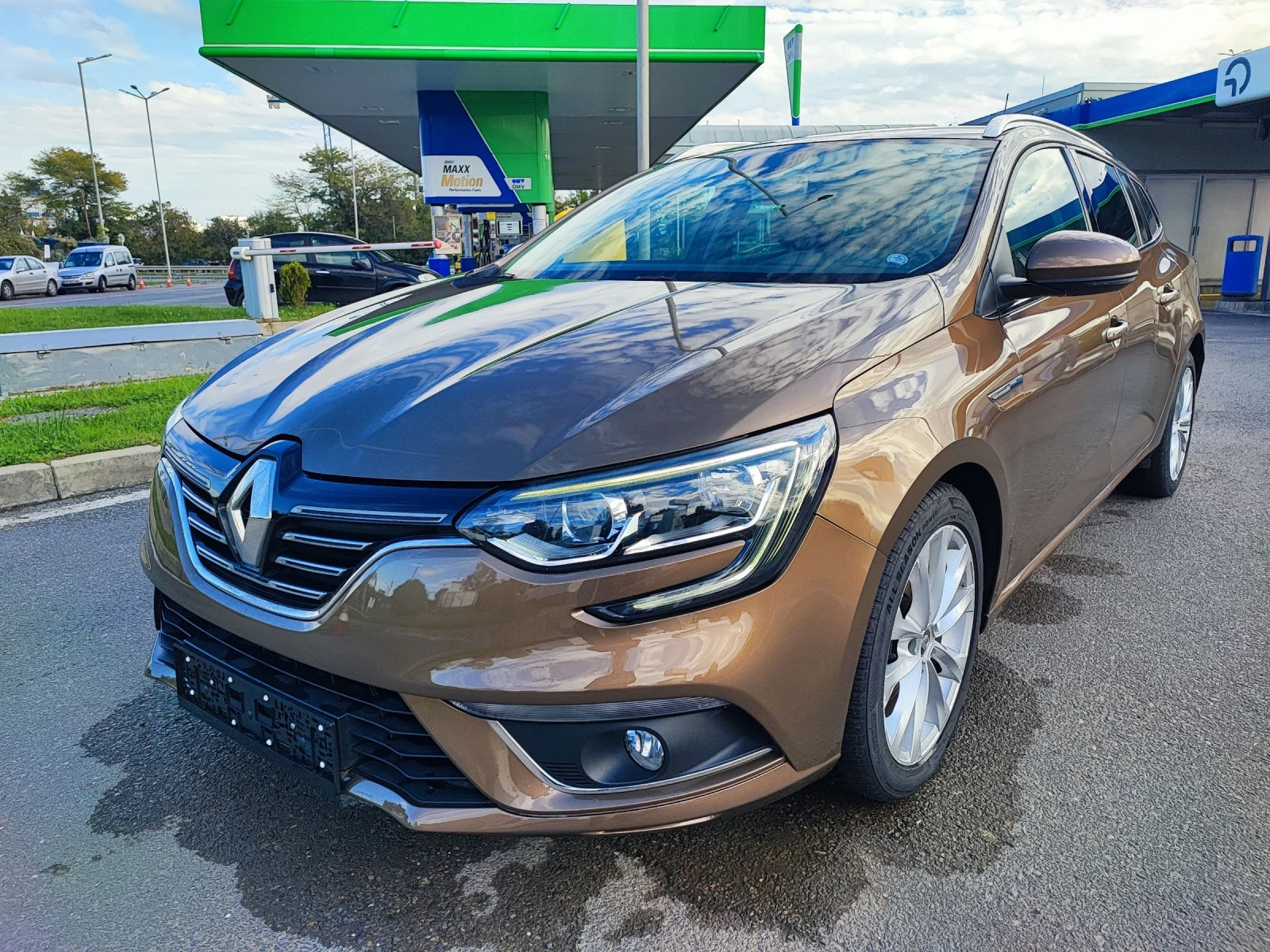 Renault Megane 1.5DCI-110k.-ТОП СЪСТОЯНИЕ, СЕРВИЗНА КНИЖКА  - изображение 2