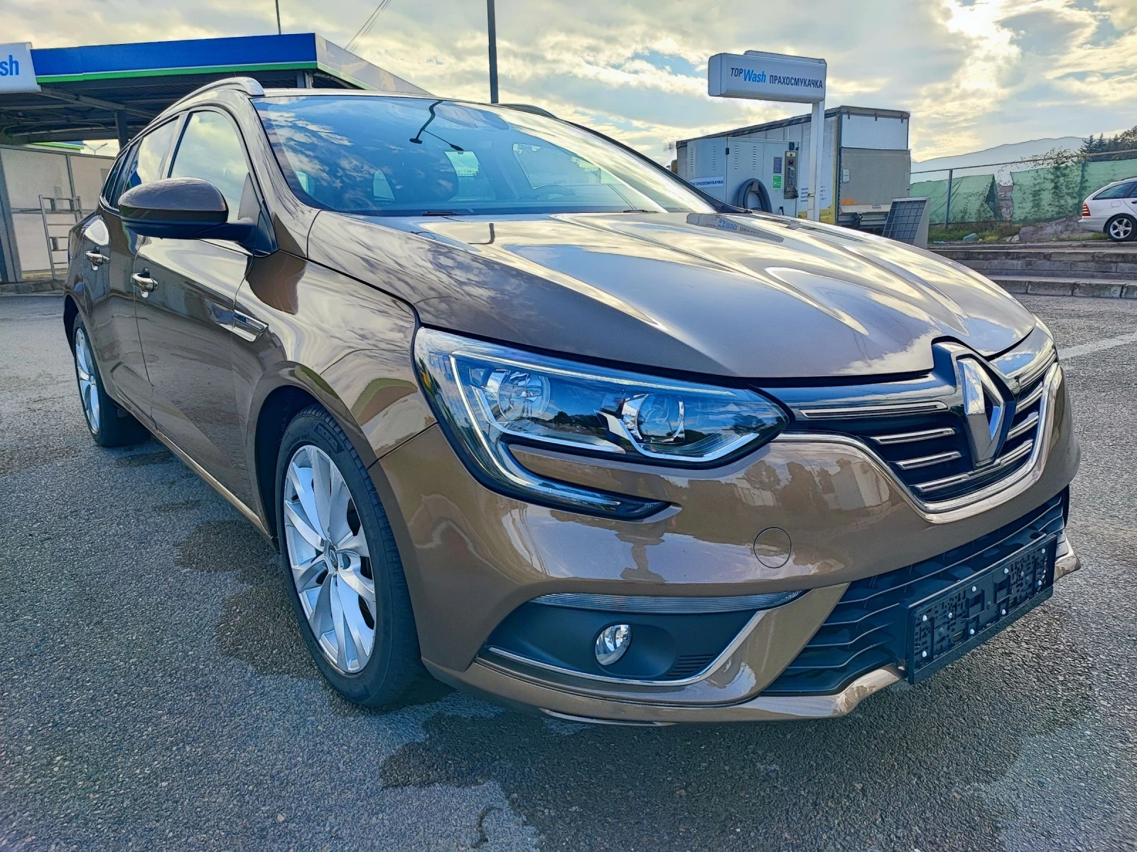 Renault Megane 1.5DCI-110k.-ТОП СЪСТОЯНИЕ, СЕРВИЗНА КНИЖКА  - [1] 