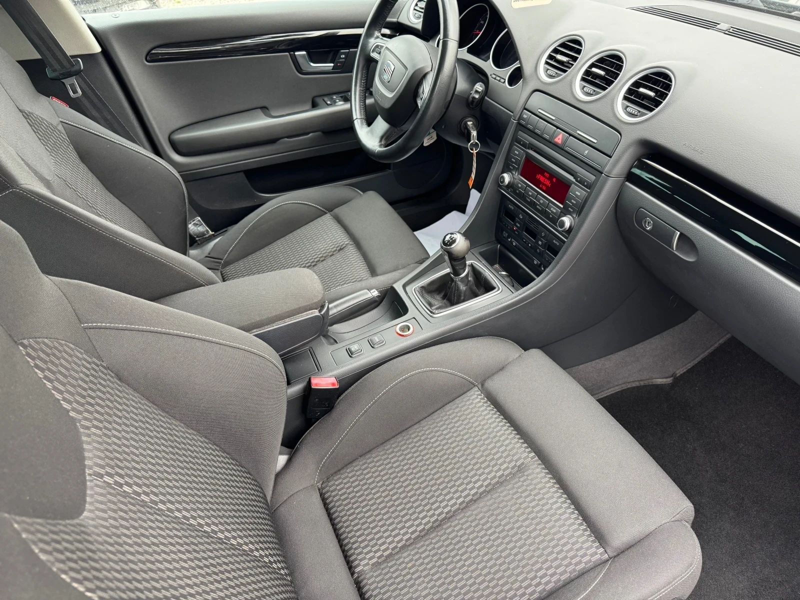 Seat Exeo 1.8TSI - изображение 6