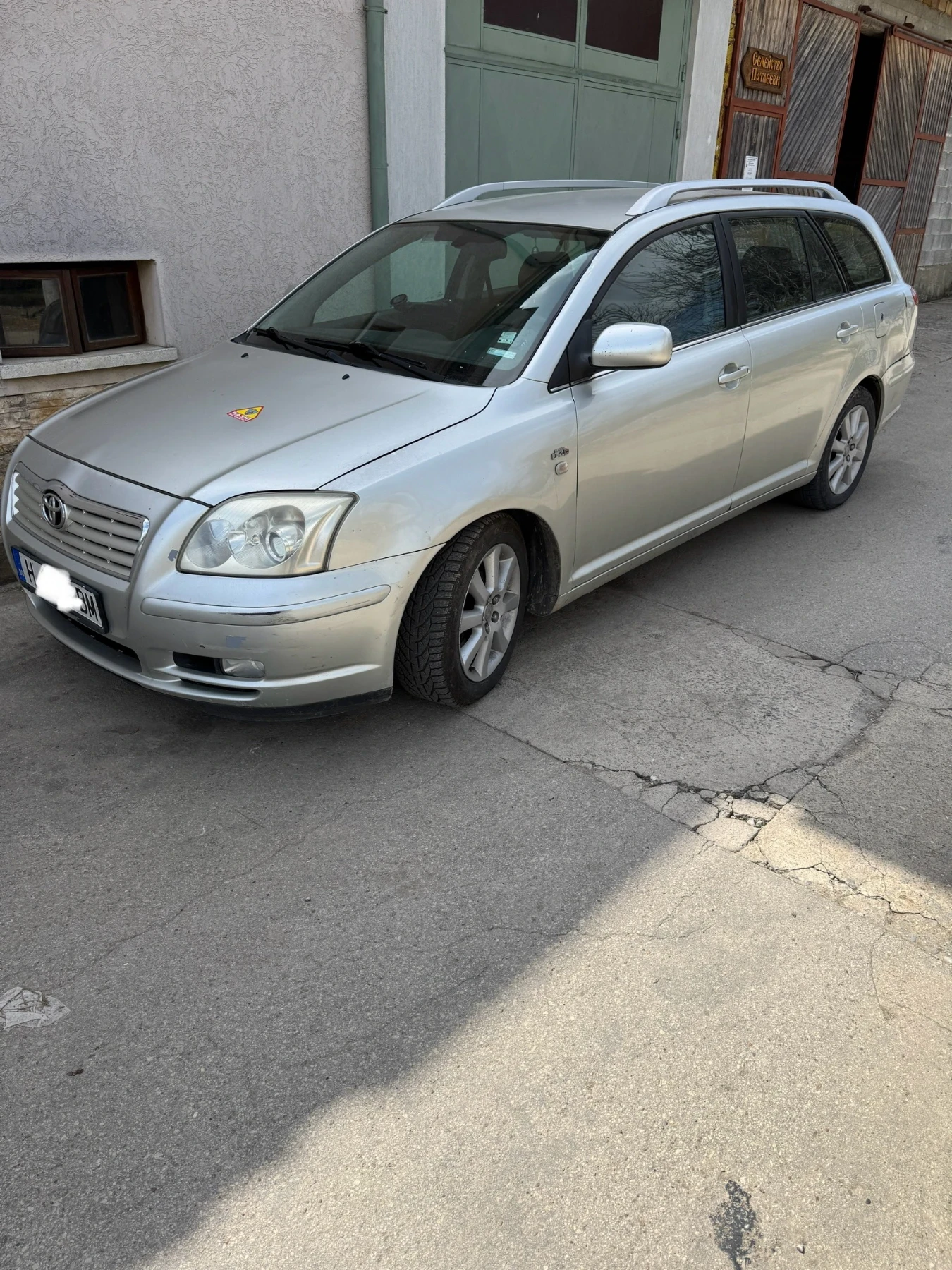 Toyota Avensis  - изображение 2
