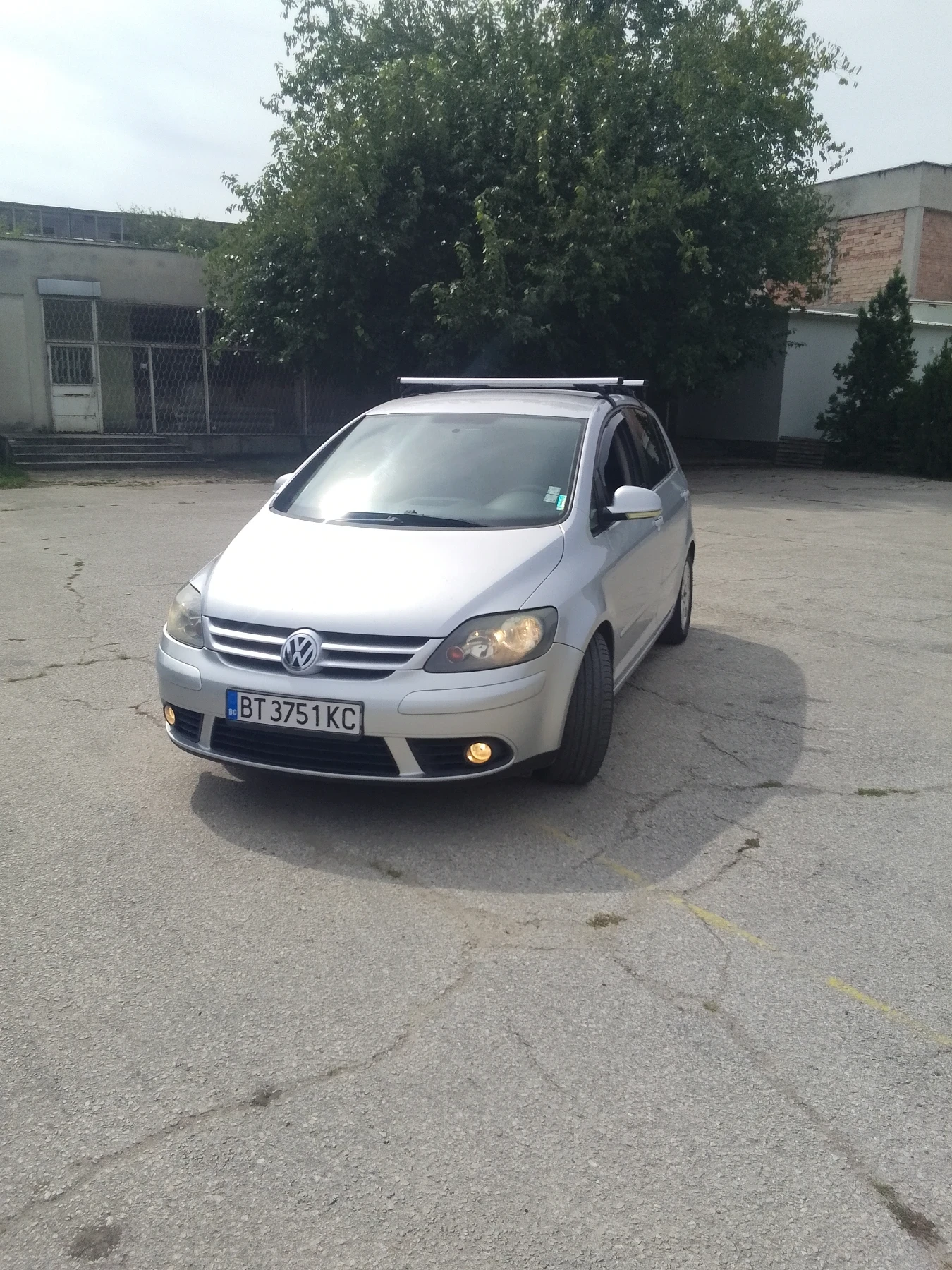 VW Golf Plus 1.6 ГАЗ - изображение 9