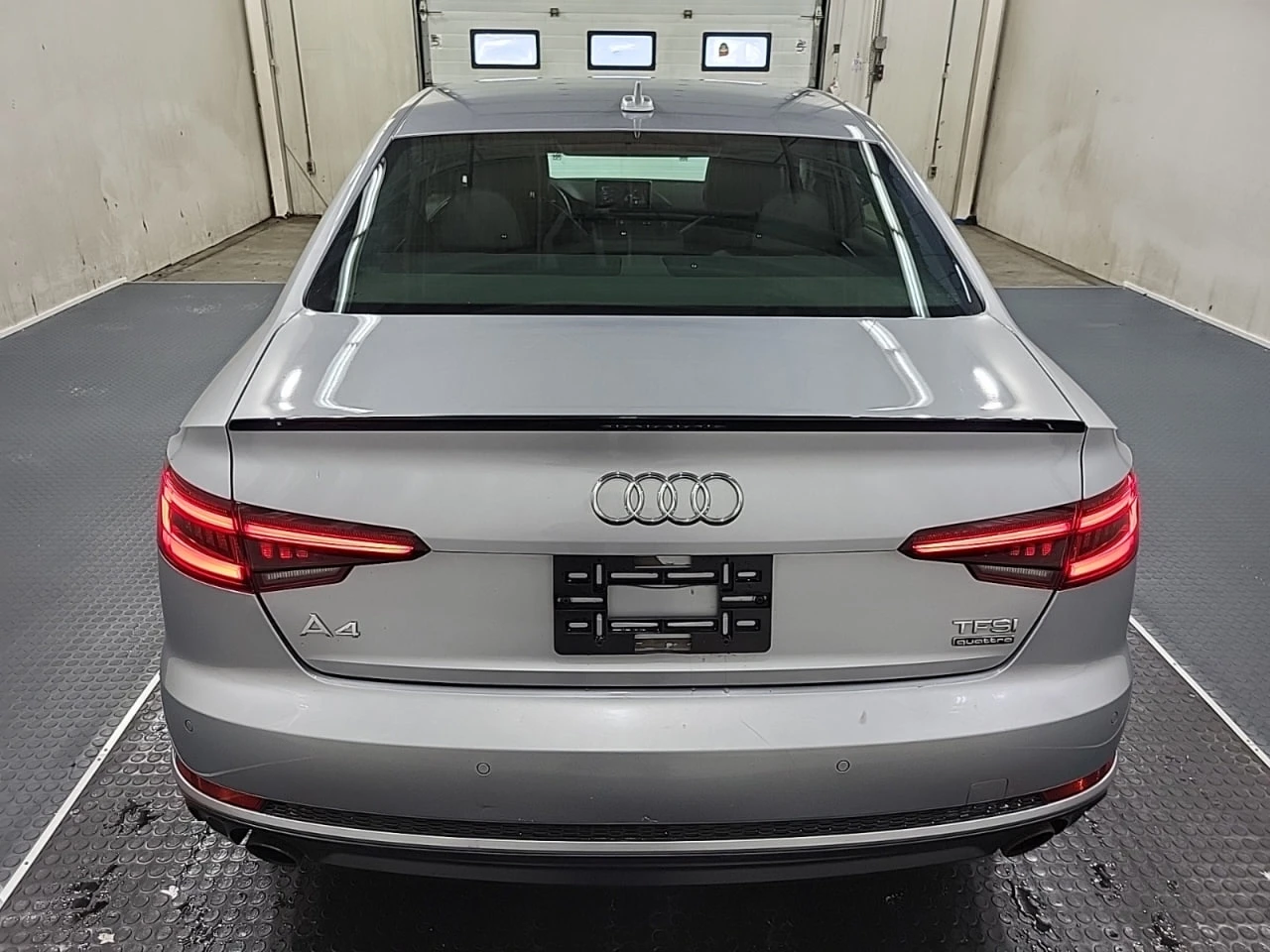 Audi A4 * АВТО КРЕДИТ* ЦЕНА ДО БГ * CARFAX *  - изображение 5