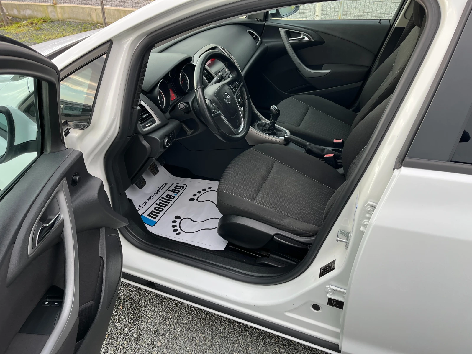 Opel Astra 1.4i-turbo- -6. | Mobile.bg   13