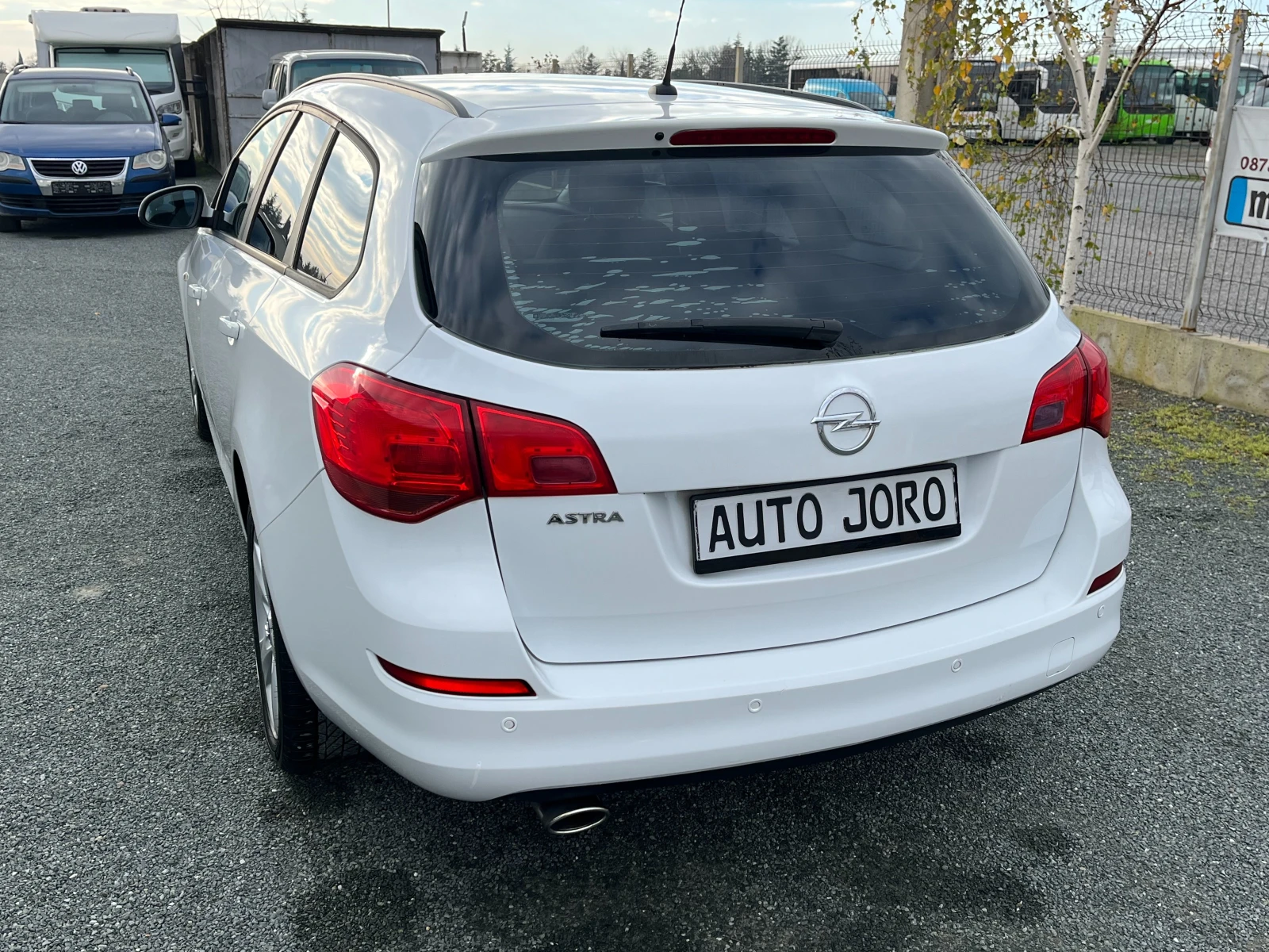 Opel Astra 1.4i-turbo-Газов Инжекцион-6ск. - изображение 3