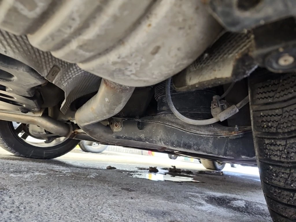 Mercedes-Benz CLS 550 * CARFAX * ��� ������������ ������ | Mobile.bg � ����������� 16