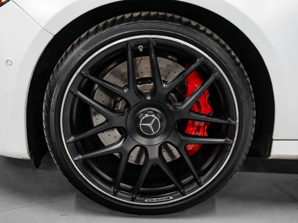 Mercedes-Benz E 63 AMG * AMG Line * HeadUp * * AвтоКредит* (ЦЕНА ДО БГ) - изображение 10