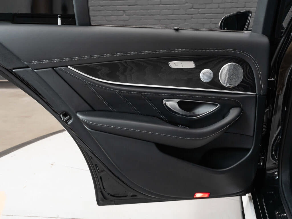 Mercedes-Benz E 63 AMG * AMG Line * HeadUp * * A���������* (���� �� ��) | Mobile.bg � ����������� 16