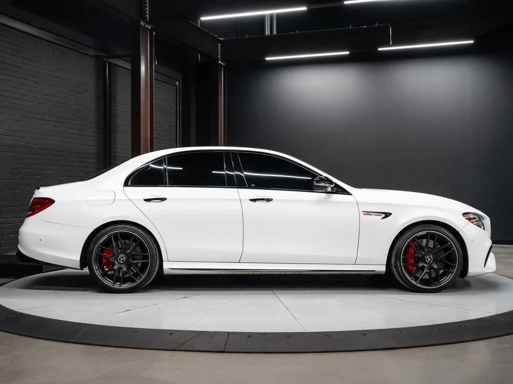 Mercedes-Benz E 63 AMG * AMG Line * HeadUp * * AвтоКредит* (ЦЕНА ДО БГ) - изображение 7