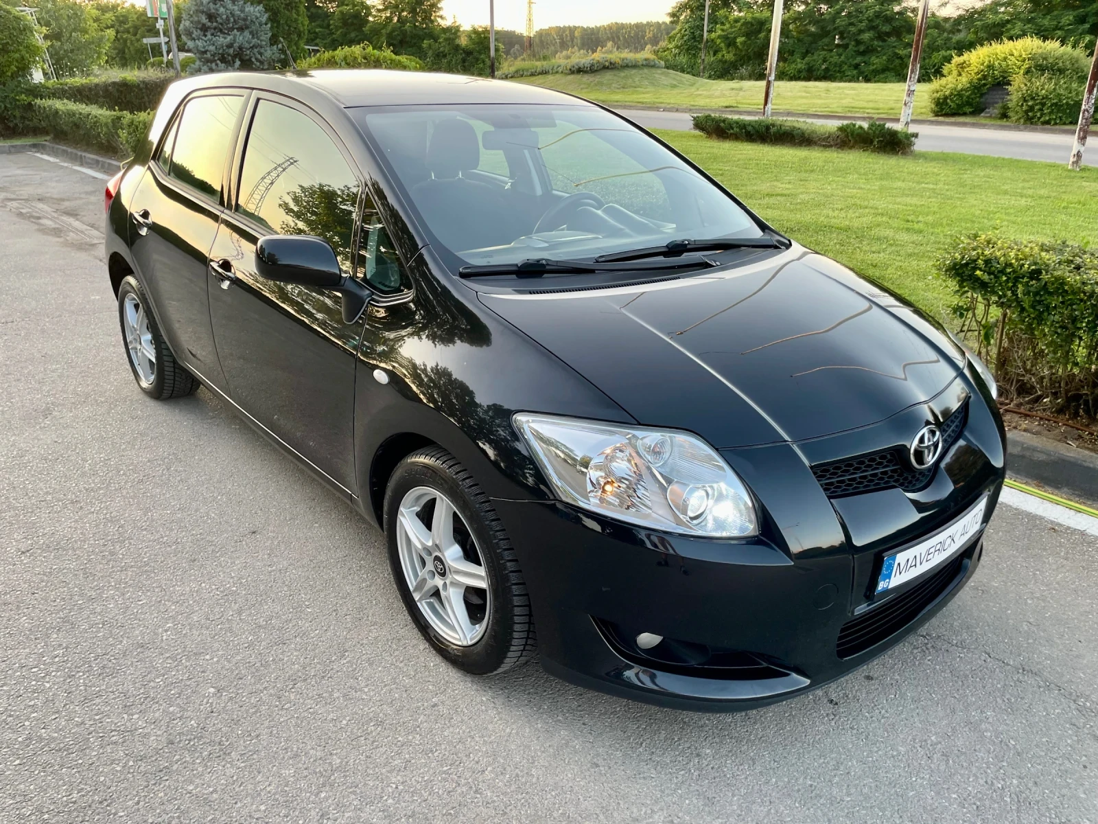 Toyota Auris 1.6 VVTi Ръчка Подгрев на седалките - изображение 2