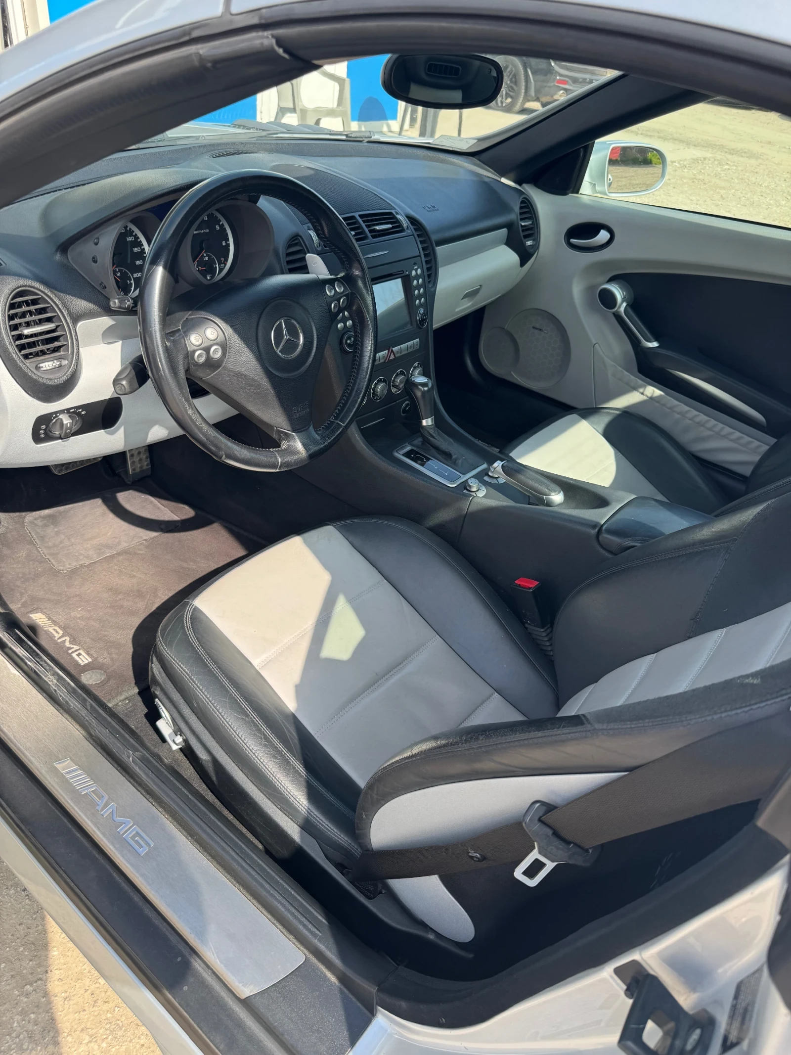 Mercedes-Benz SLK 55 AMG, снимка 16 - Автомобили и джипове - 53812668