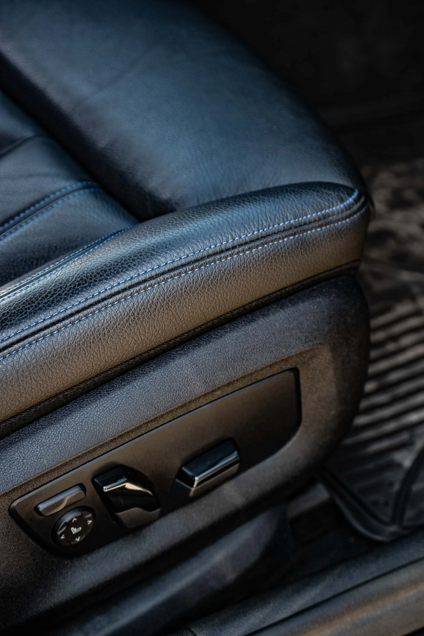 BMW 520 i M Sport , снимка 15 - Автомобили и джипове - 53817679