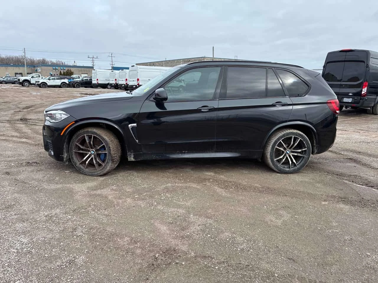 BMW X5M  * CARFAX * Обдухване * Хед-ъп * + гуми джанти * , снимка 2 - Автомобили и джипове - 54060490