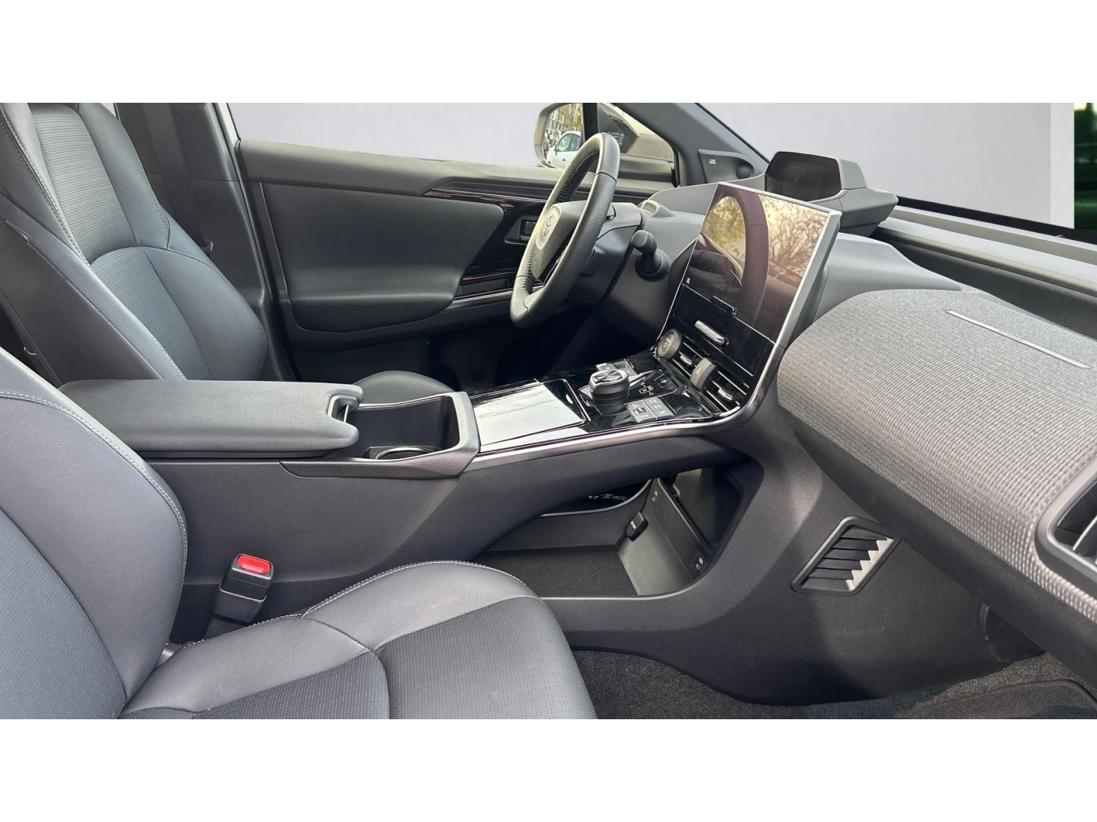 Toyota bZ4X AWD, Месечна вноска от 455  , снимка 6 - Автомобили и джипове - 54227846