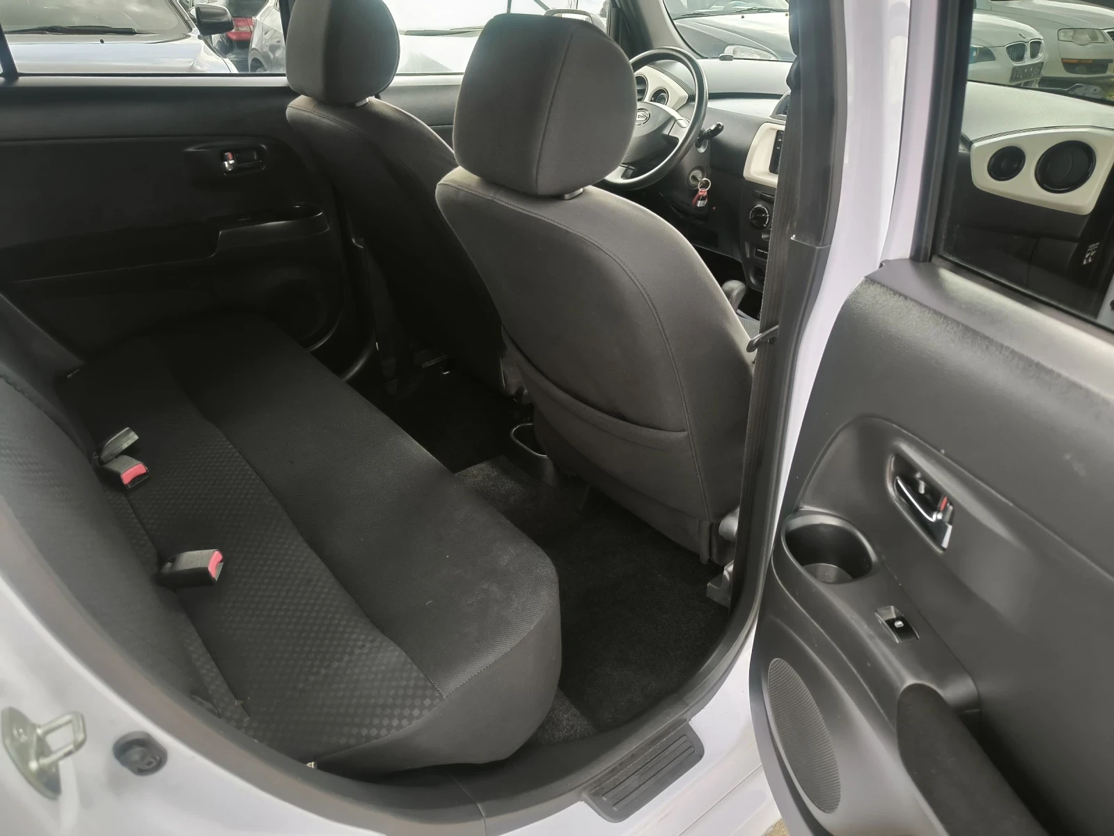 Daihatsu Materia 1.5i automatic  | Mobile.bg � ����������� 10