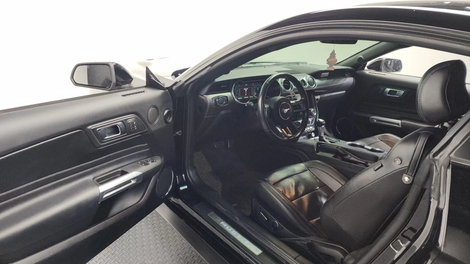 Ford Mustang, снимка 6 - Автомобили и джипове - 54332482