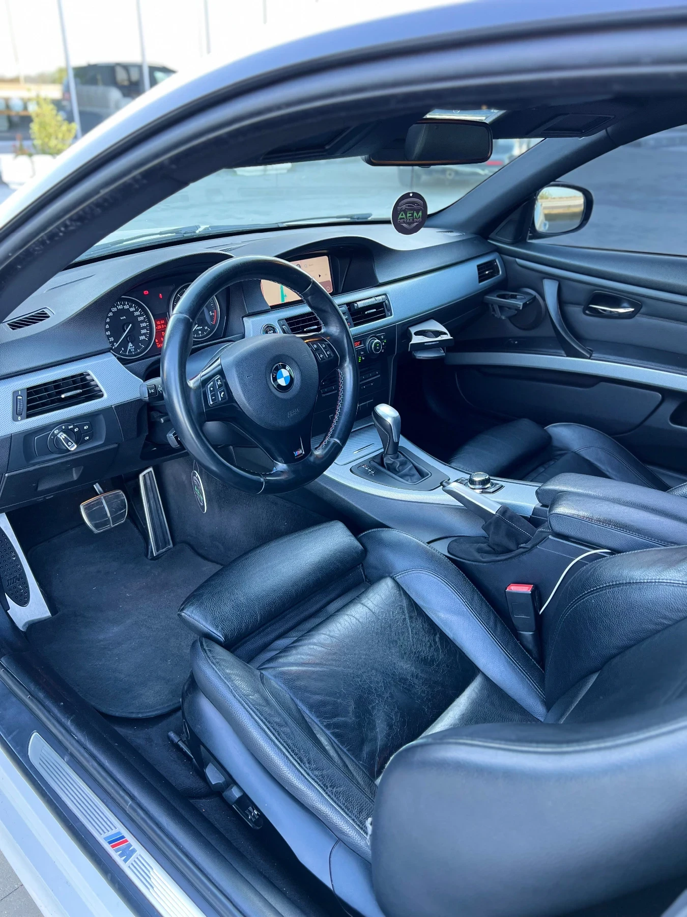 BMW 330 BMW E92 LCI Individual RWD, снимка 6 - Автомобили и джипове - 54574444