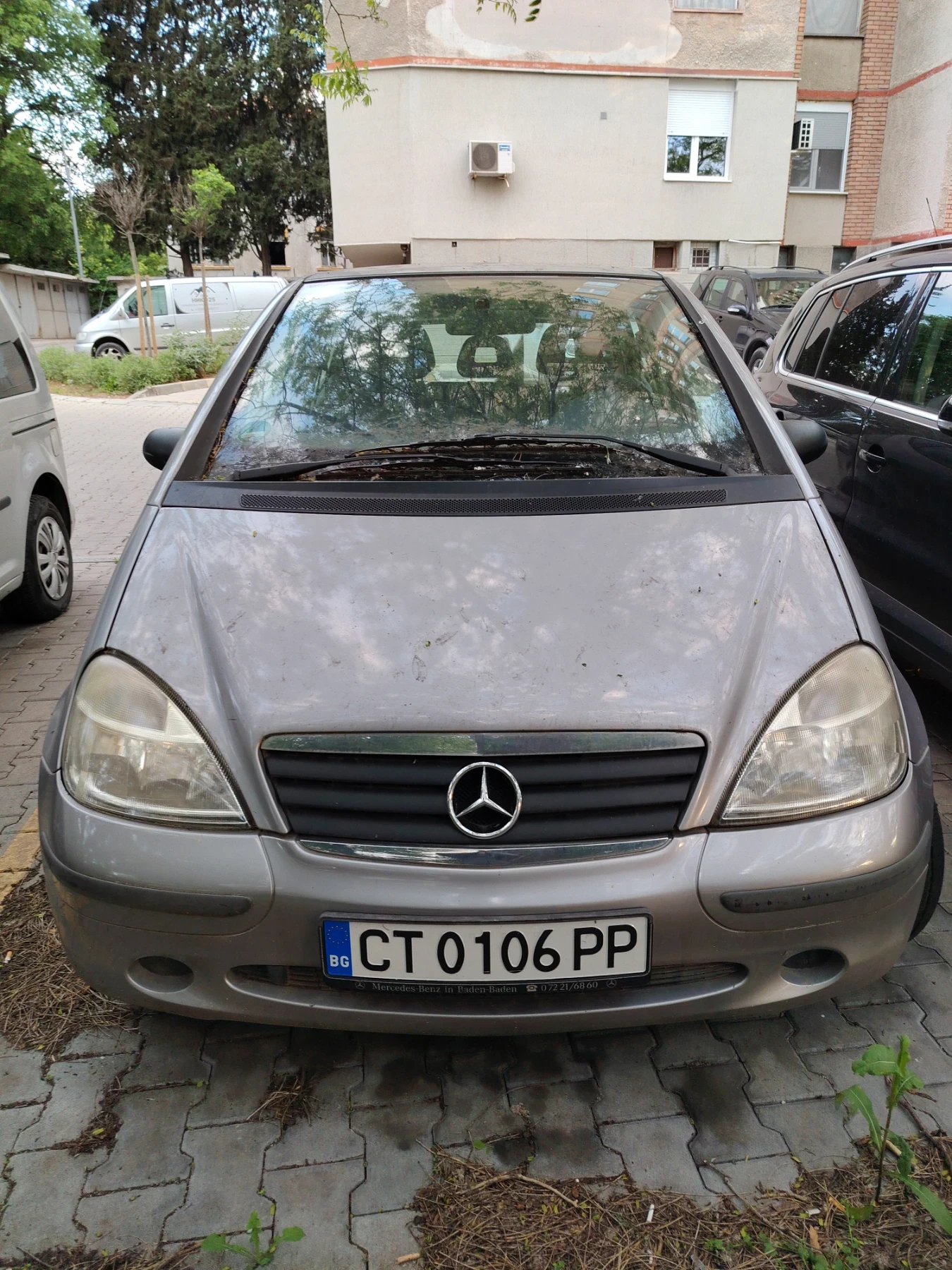 Mercedes-Benz 114