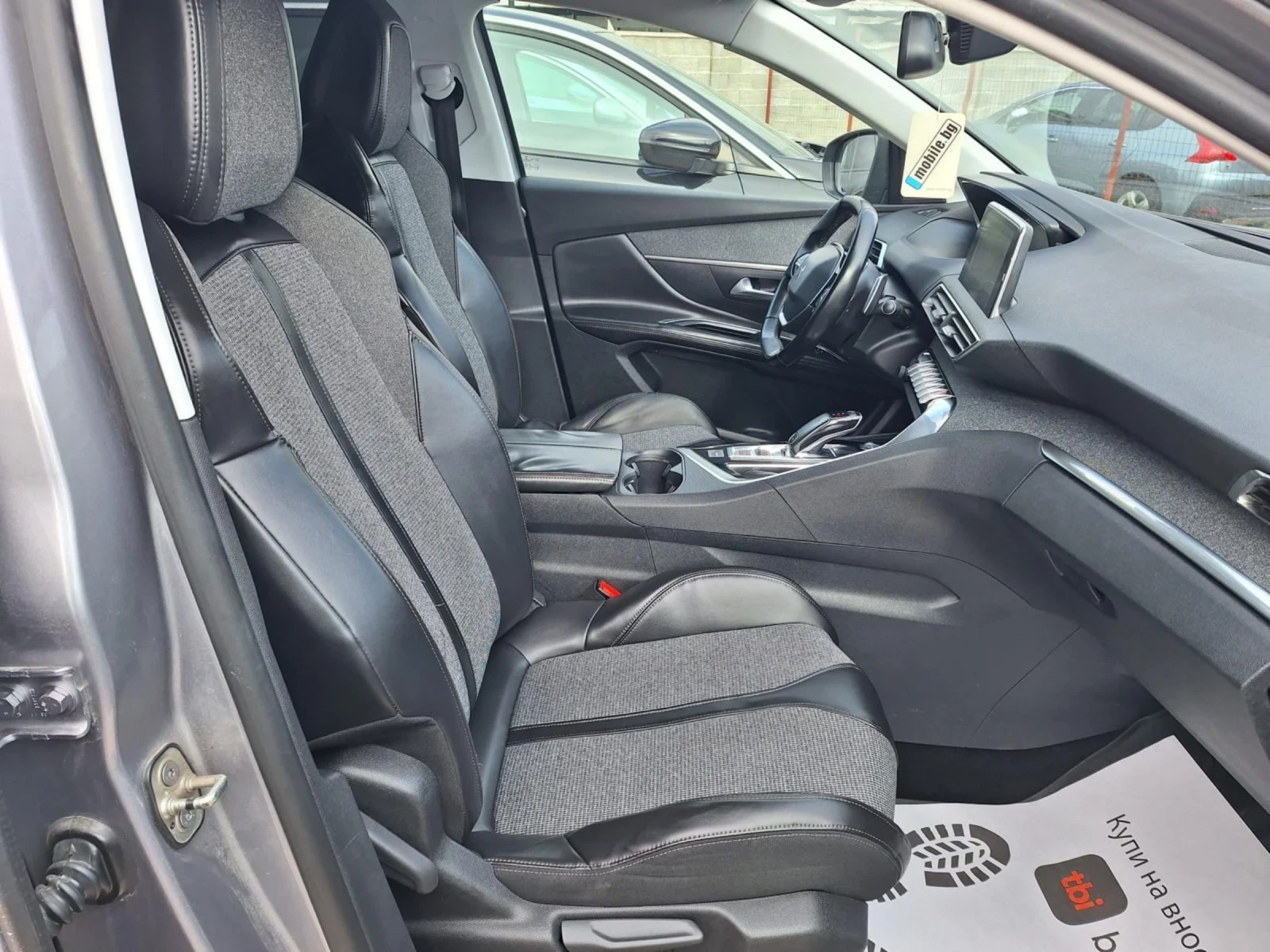 Peugeot 5008 1.6D* Автоматик/Нави/Камера/Кросуей/Лед/6+ 1* , снимка 13 - Автомобили и джипове - 54608365