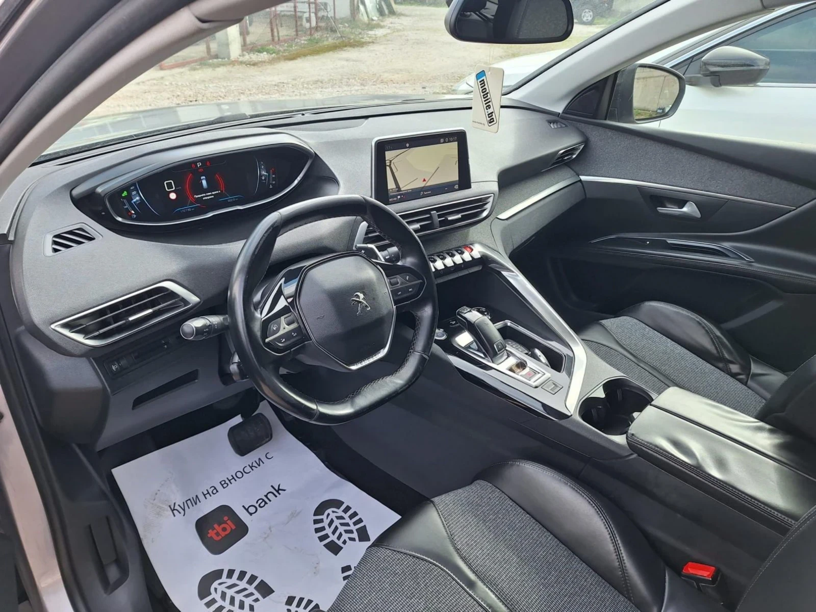 Peugeot 5008 1.6D* Автоматик/Нави/Камера/Кросуей/Лед/6+ 1* , снимка 12 - Автомобили и джипове - 54608365