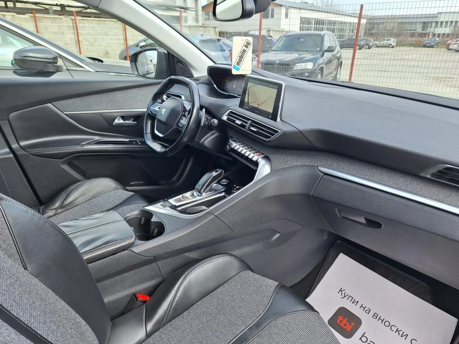 Peugeot 5008 1.6D* Автоматик/Нави/Камера/Кросуей/Лед/6+ 1* , снимка 11 - Автомобили и джипове - 54608365