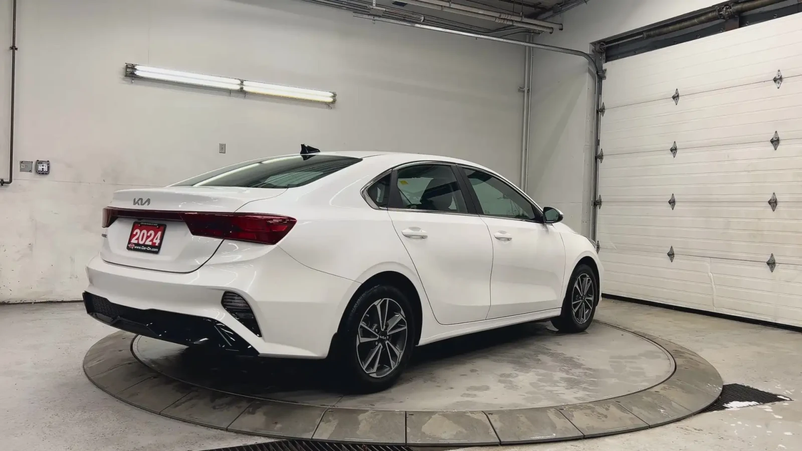 Kia Forte EX* ПОДГРЕВ* CARPLAY, снимка 7 - Автомобили и джипове - 54970933