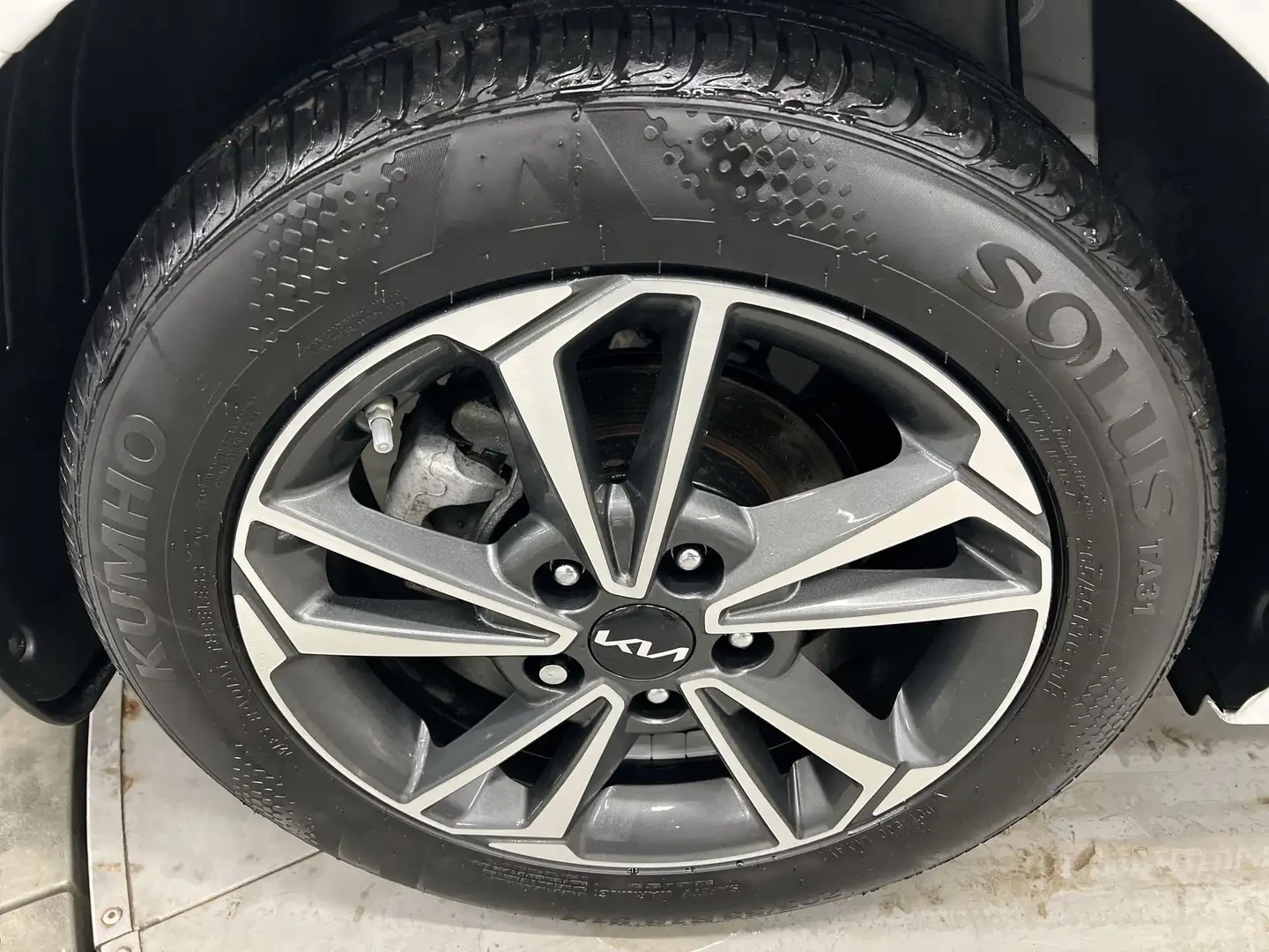 Kia Forte EX* ПОДГРЕВ* CARPLAY, снимка 8 - Автомобили и джипове - 54970933