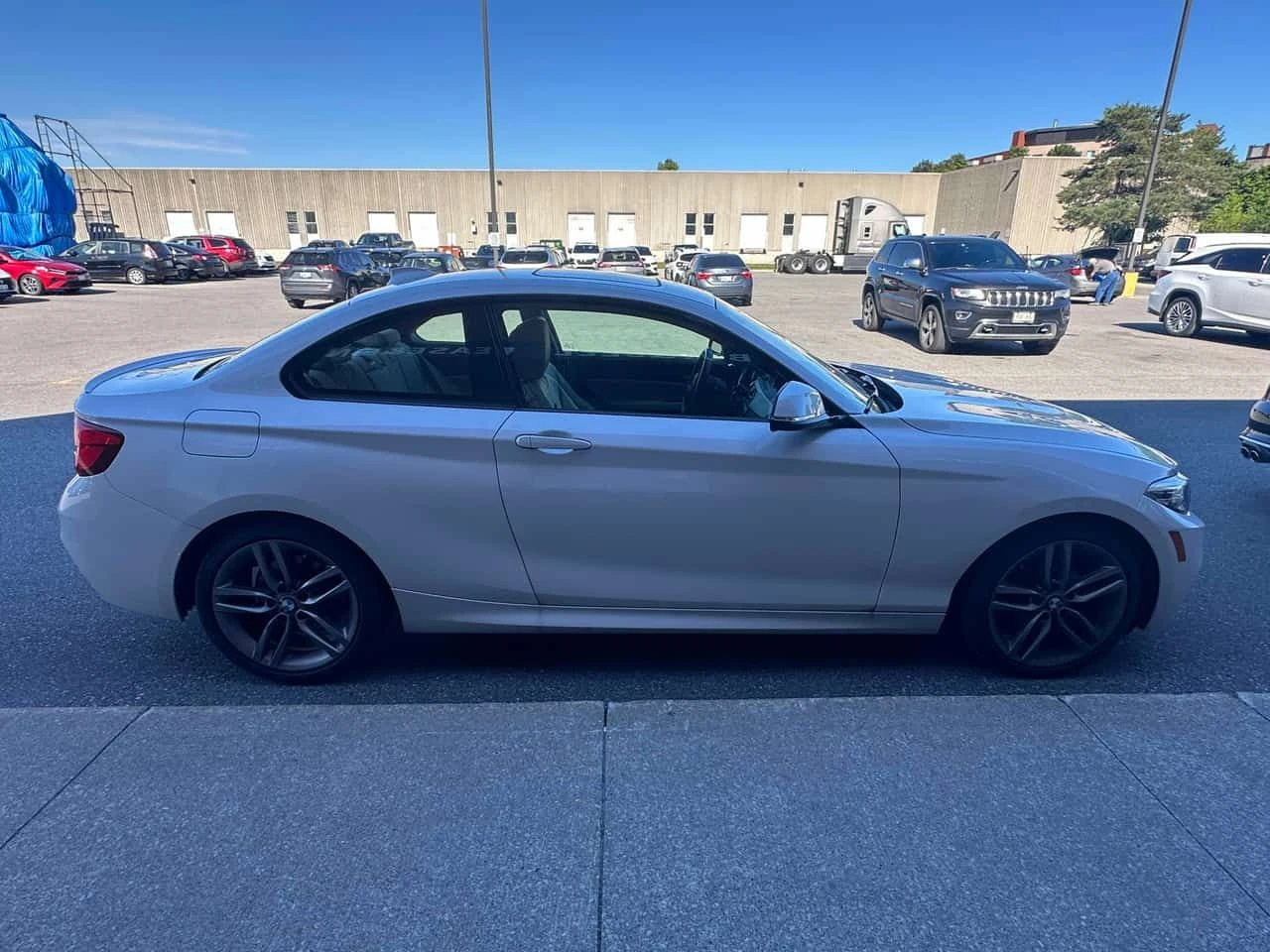 BMW 230 * xDrive * ПАНО * ПОДГРЕВИ * АВТОКРЕДИТ, снимка 3 - Автомобили и джипове - 55094014