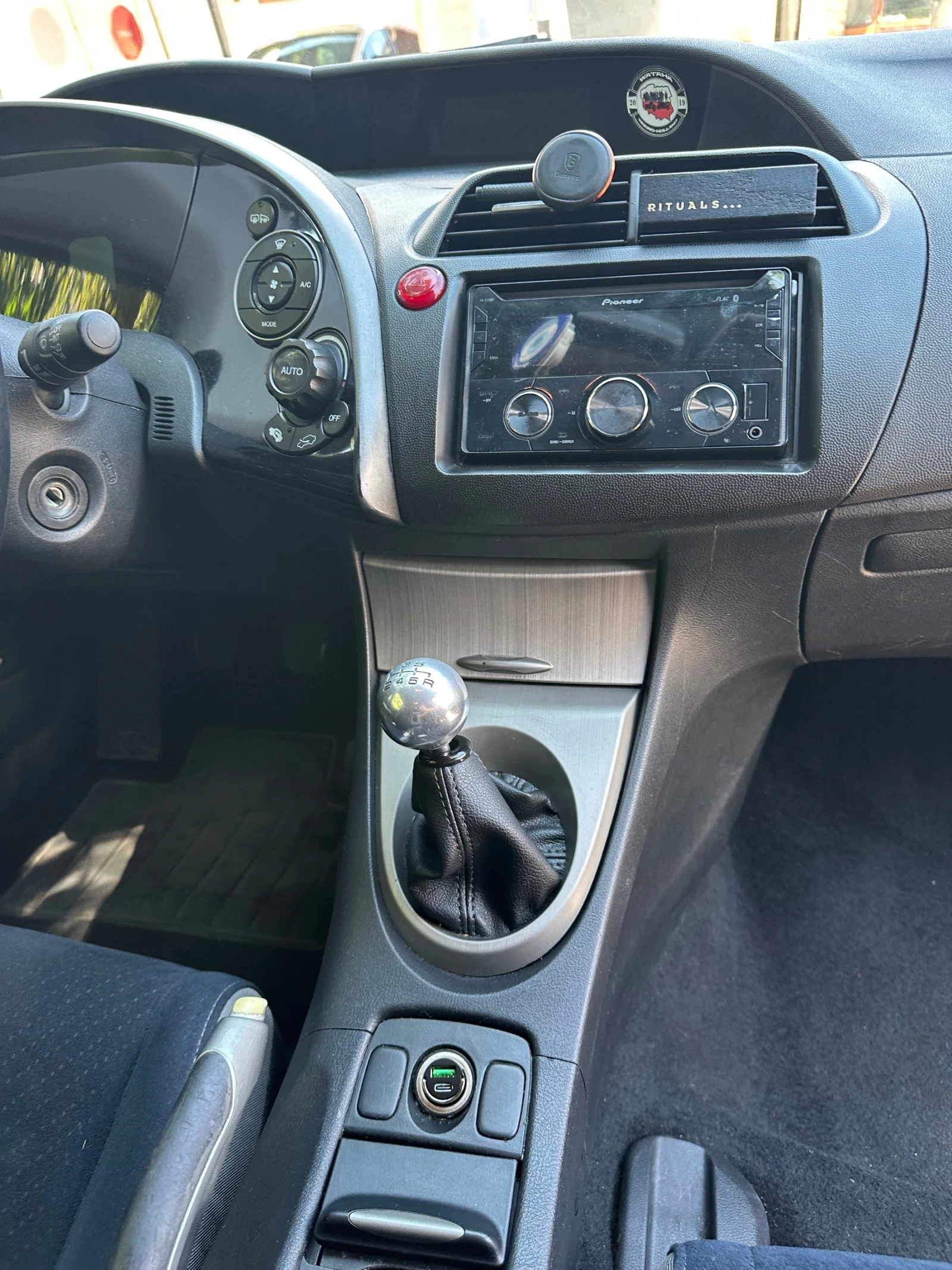 Honda Civic Executive , снимка 12 - Автомобили и джипове - 55483517