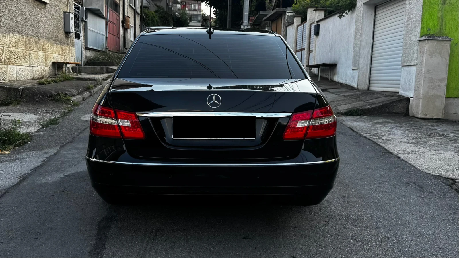 Mercedes-Benz E 200, снимка 2 - Автомобили и джипове - 55934602