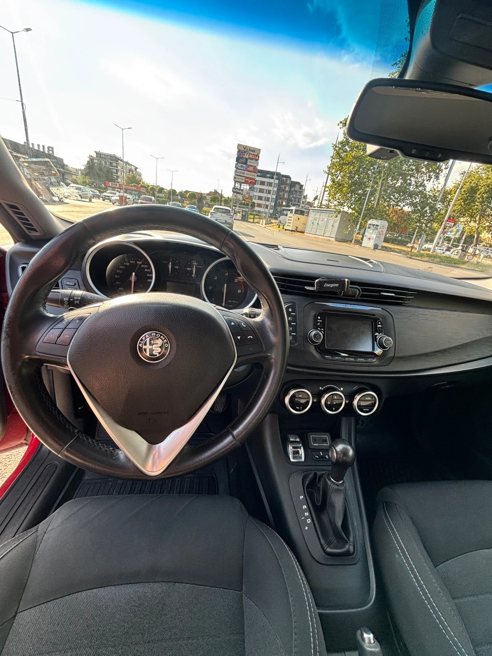 Alfa Romeo Giulietta, снимка 12 - Автомобили и джипове - 55970831