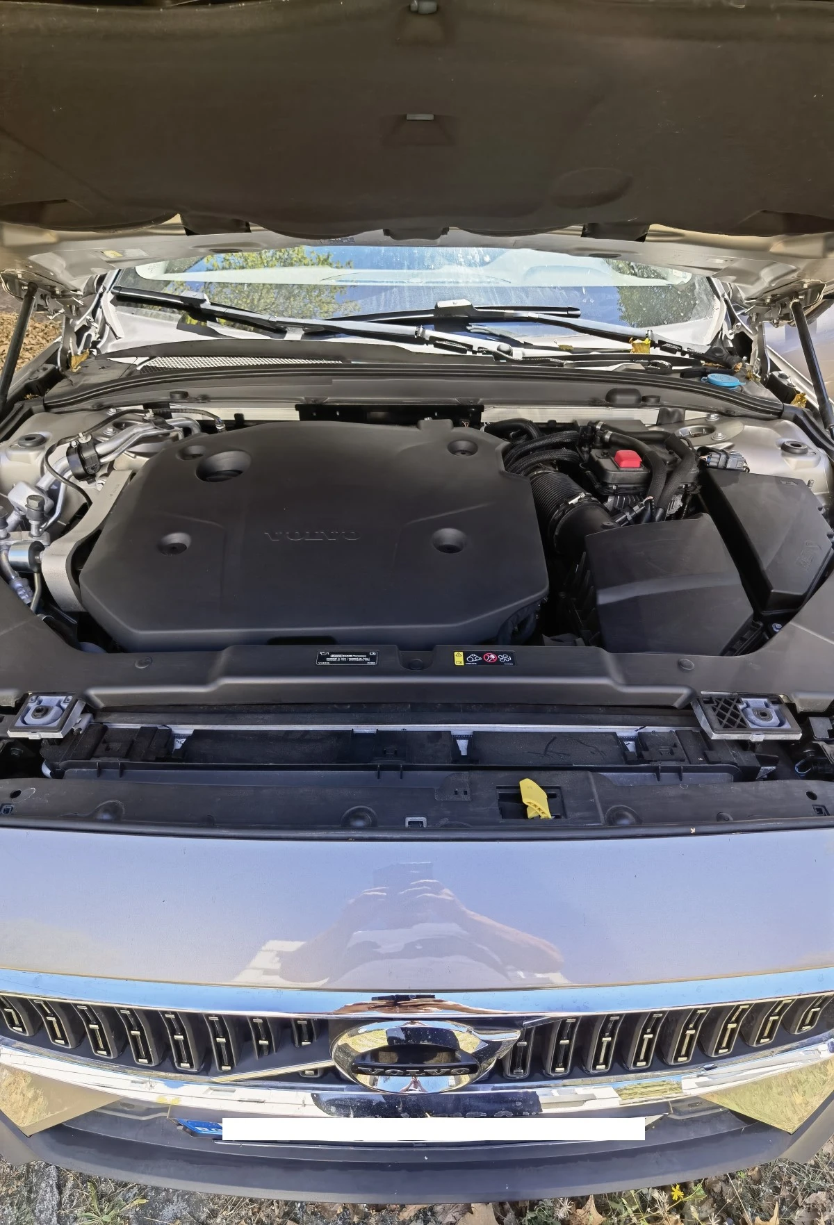Volvo V60 Cross Country B4, снимка 11 - Автомобили и джипове - 56004180
