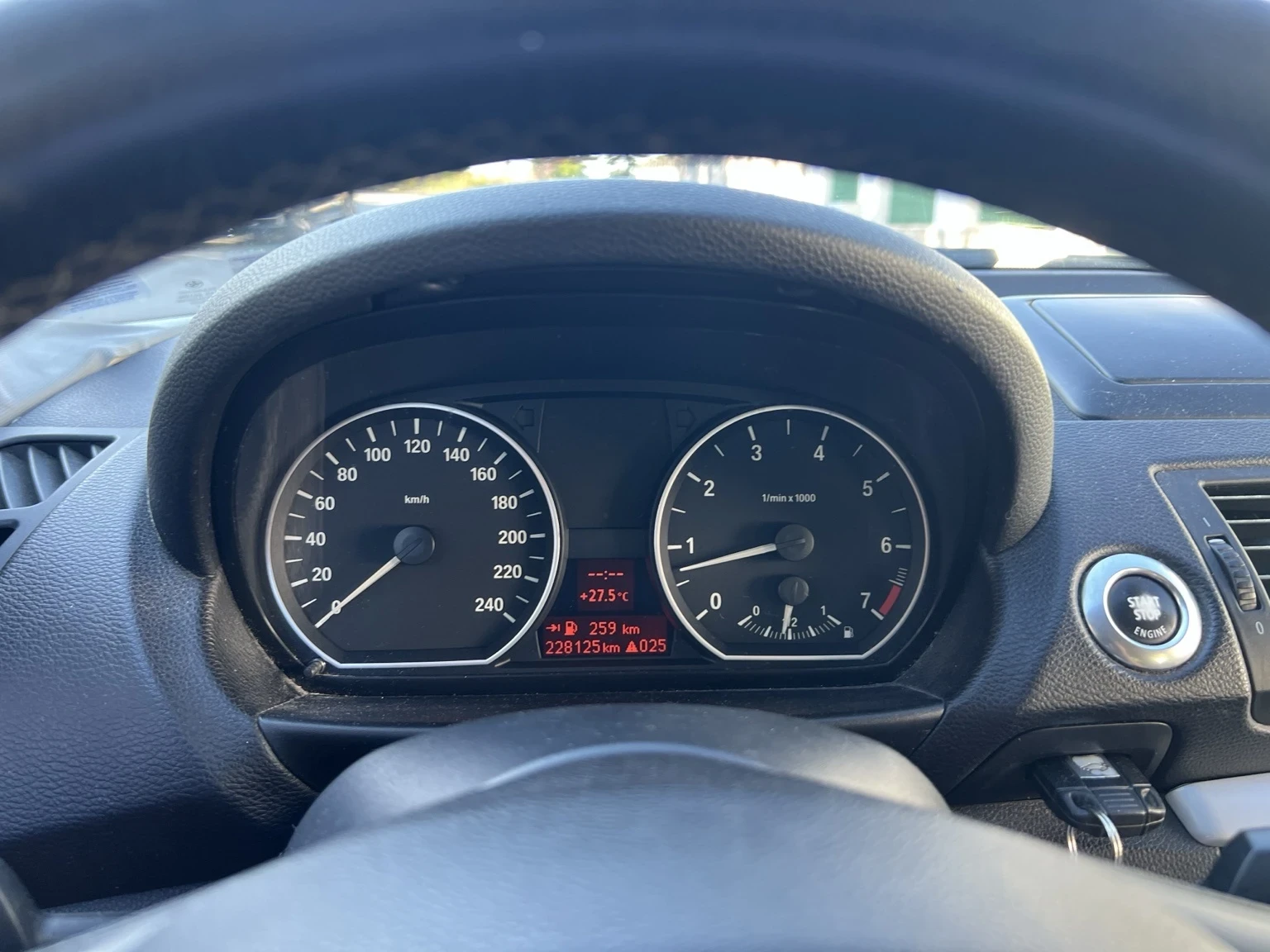 BMW 116, снимка 8 - Автомобили и джипове - 56004353