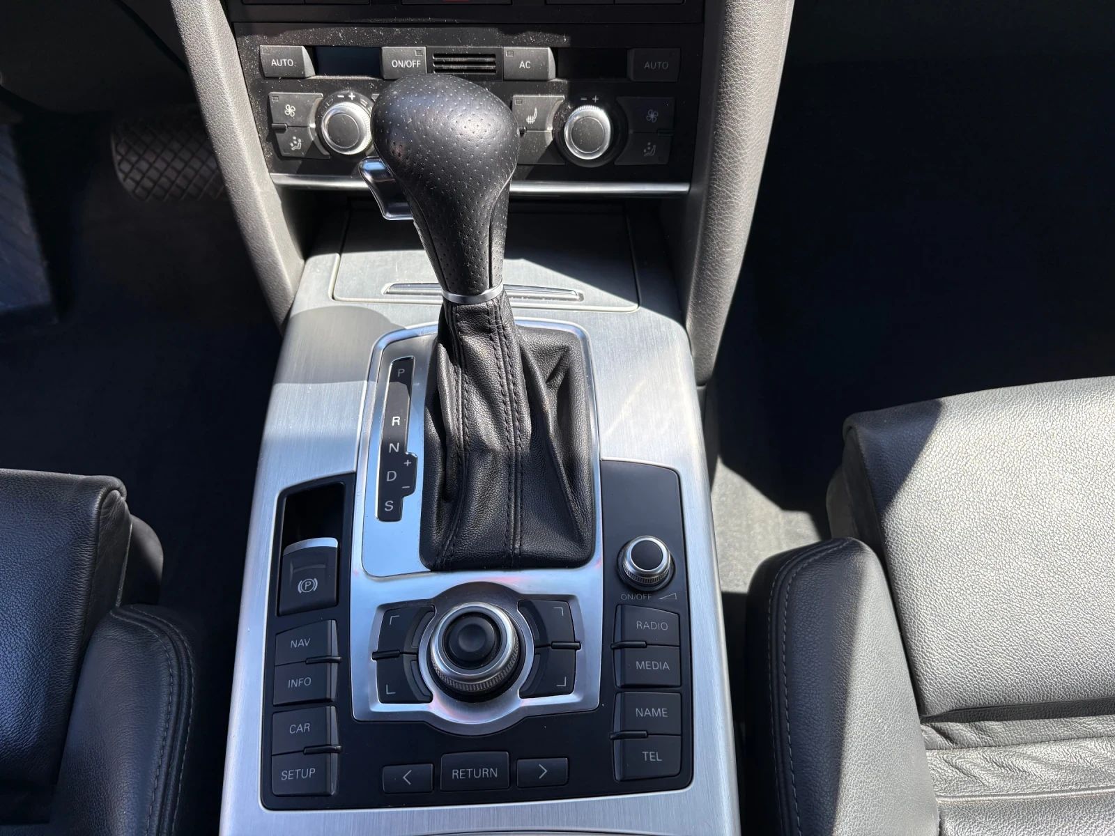 Audi A6 3.0 TDI FACELIFT , снимка 10 - Автомобили и джипове - 56085340