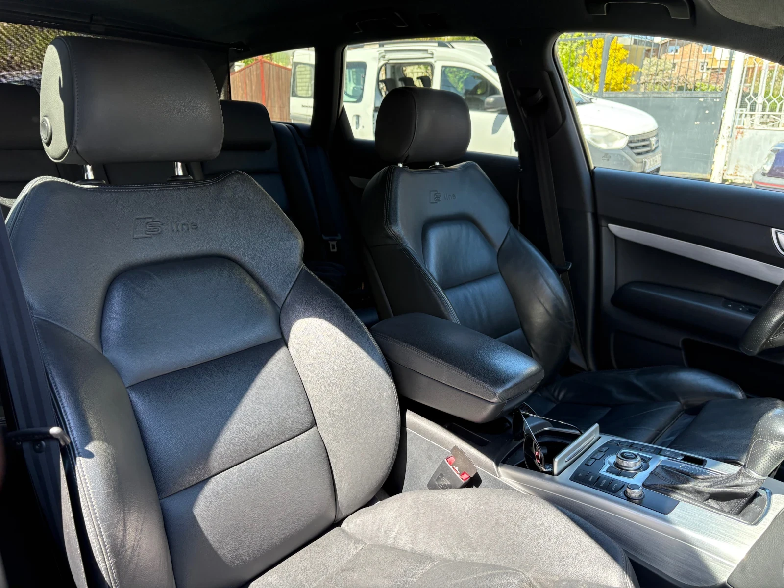 Audi A6 3.0 TDI FACELIFT , снимка 12 - Автомобили и джипове - 56085340