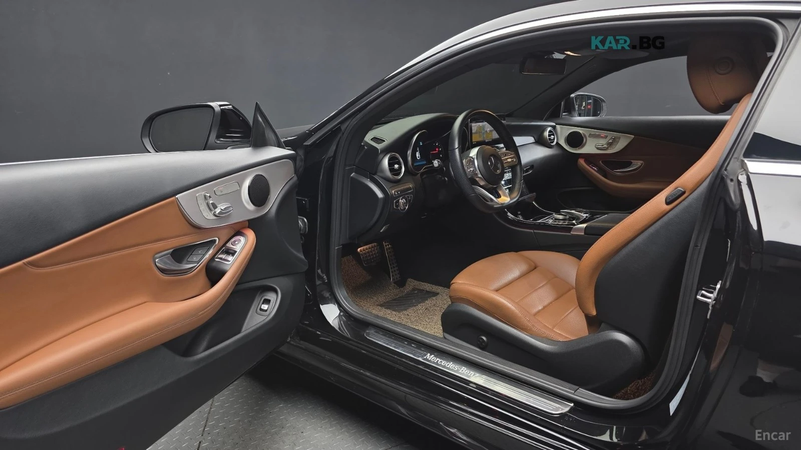 Mercedes-Benz C 220 4MATIC* HUD* КОЖА* НАВИ* ПАНО* КАМЕРА, снимка 8 - Автомобили и джипове - 56165744