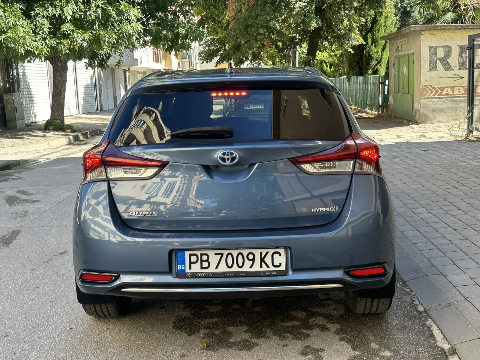 Toyota Auris, снимка 4 - Автомобили и джипове - 56269626