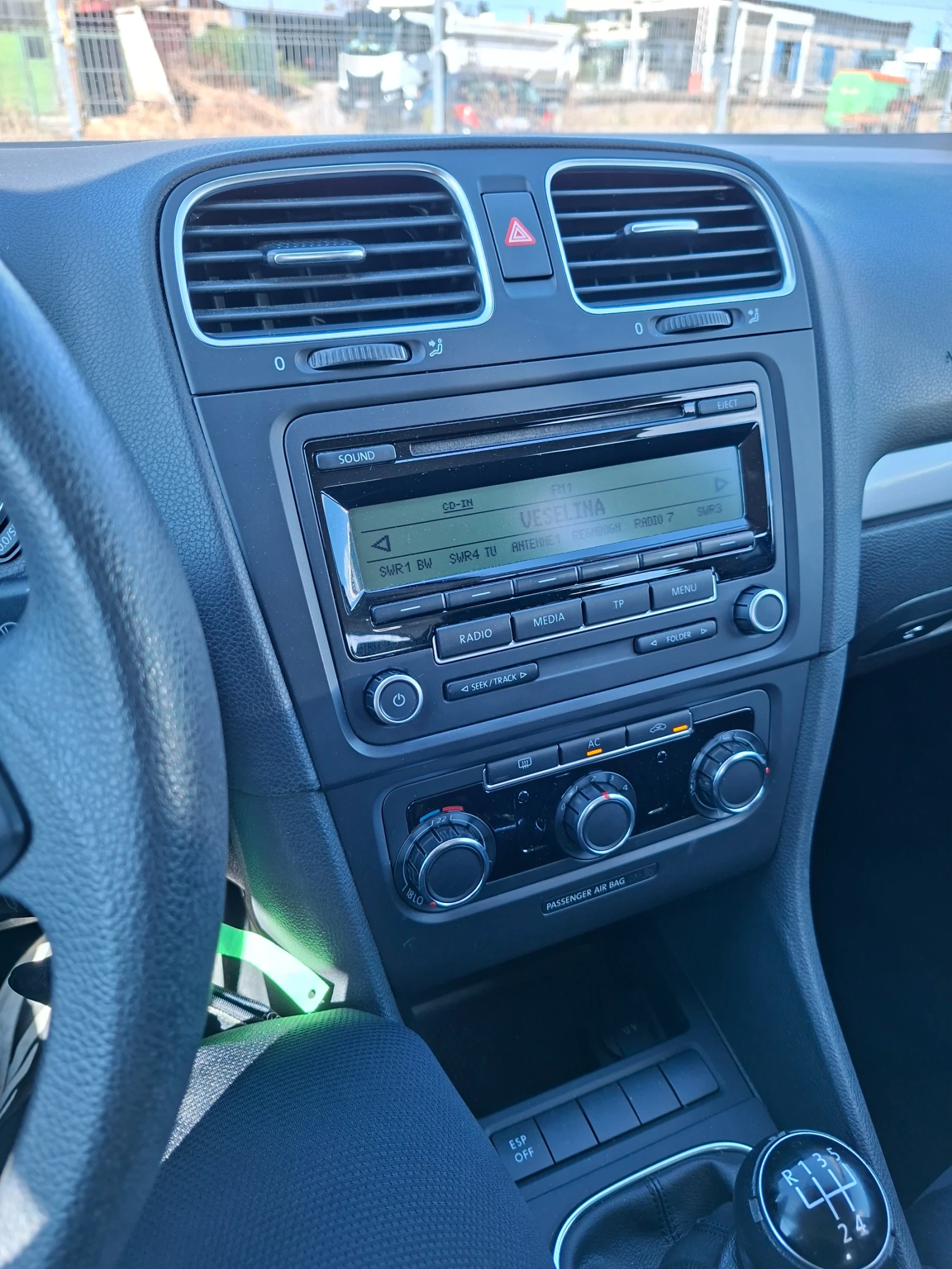 VW Golf От ГЕРМАНИЯ 1.4 80к.с , снимка 14 - Автомобили и джипове - 56326450