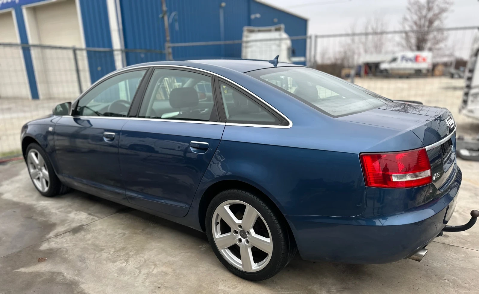 Audi A6 Бензин, снимка 4 - Автомобили и джипове - 56338679