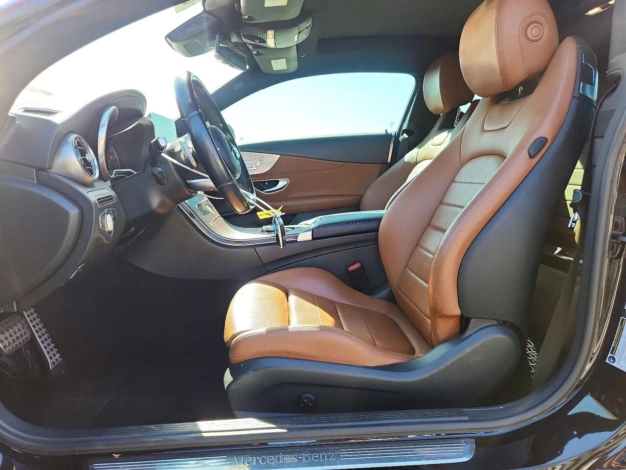 Mercedes-Benz C 300, снимка 7 - Автомобили и джипове - 56713269