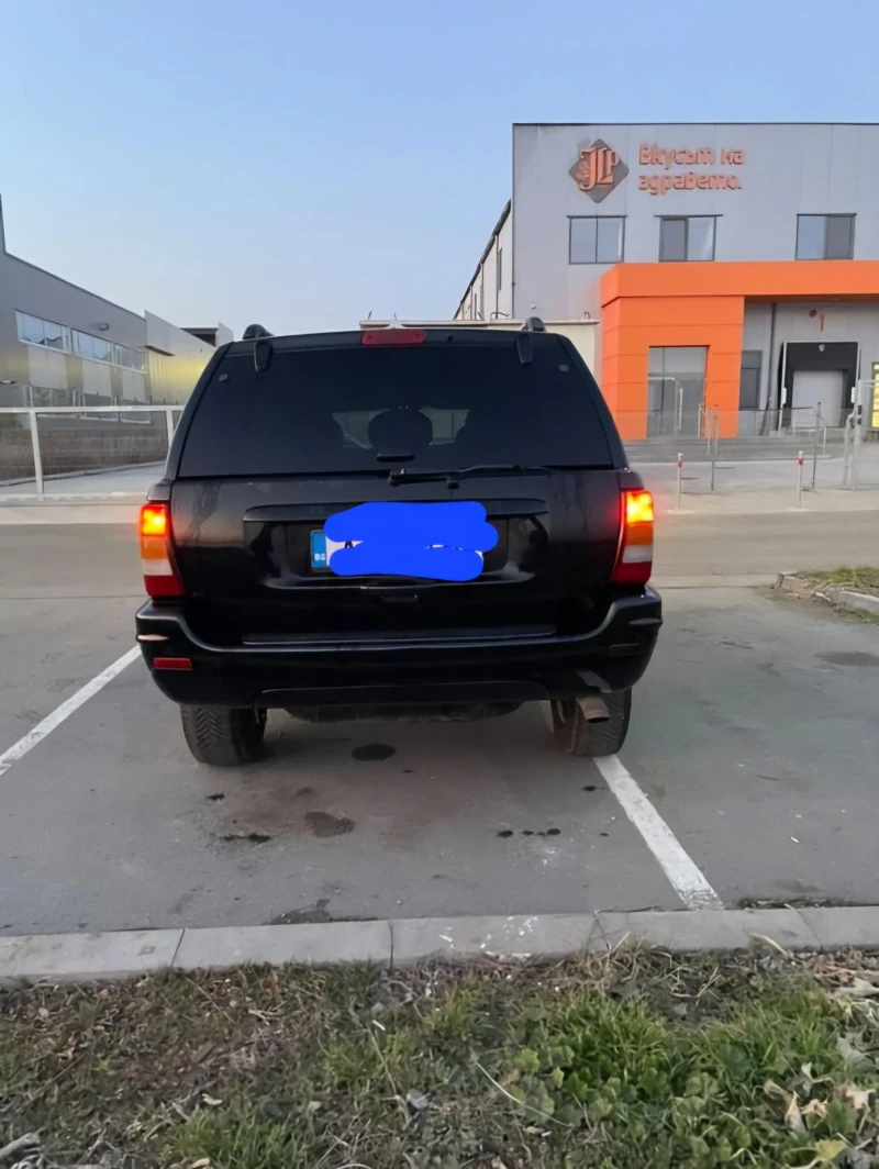 Jeep Grand cherokee 2.7 CDI ПЕРФЕКТНО СЪСТОЯНИЕ!!!, снимка 2 - Автомобили и джипове - 49362481