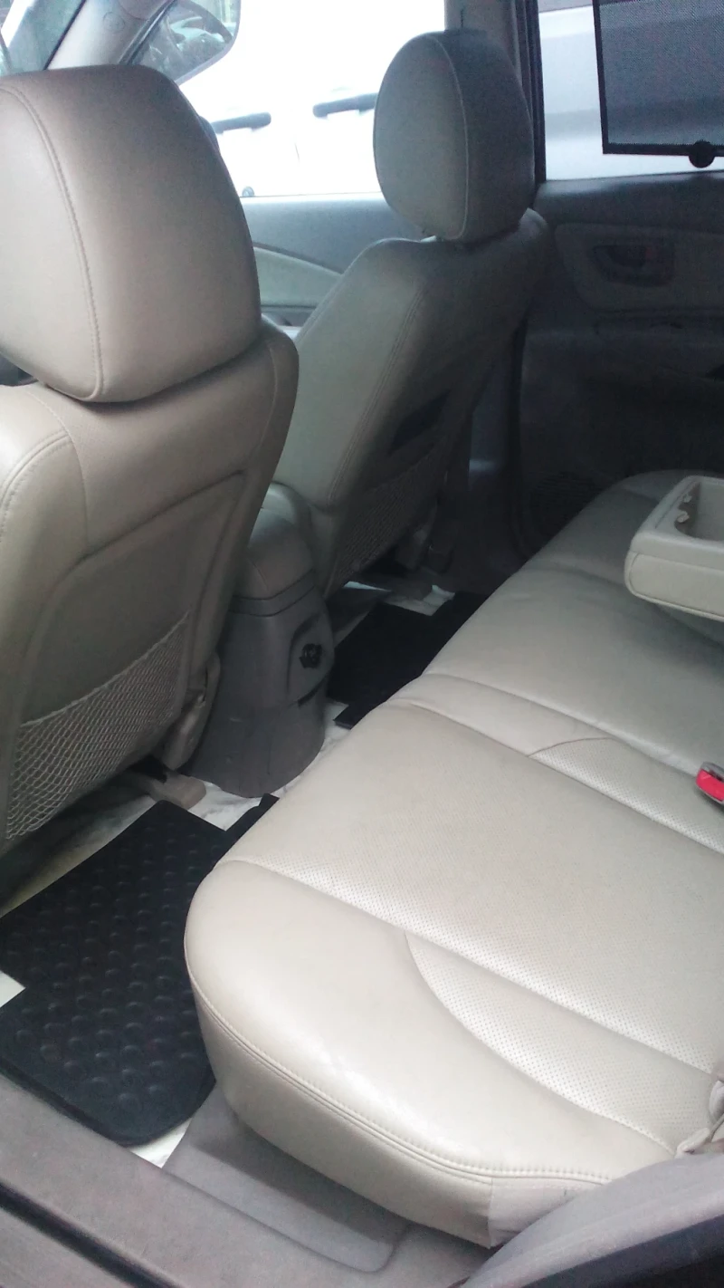 Hyundai Tucson, снимка 12 - Автомобили и джипове - 51197676