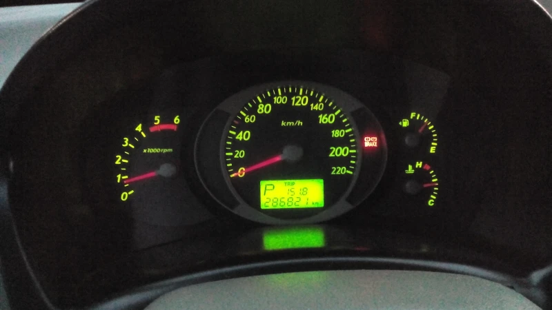 Hyundai Tucson, снимка 16 - Автомобили и джипове - 51197676