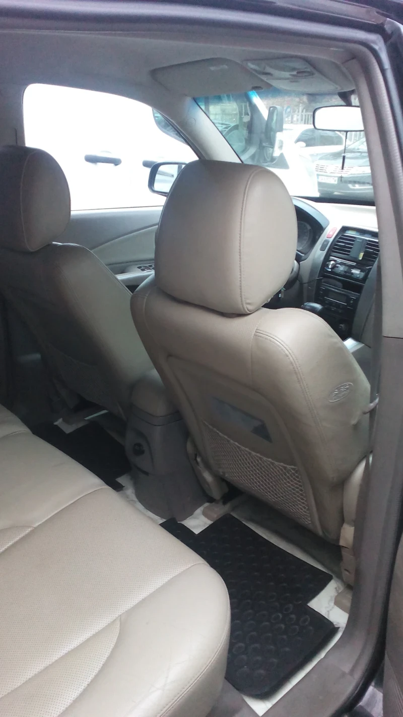 Hyundai Tucson, снимка 13 - Автомобили и джипове - 51197676