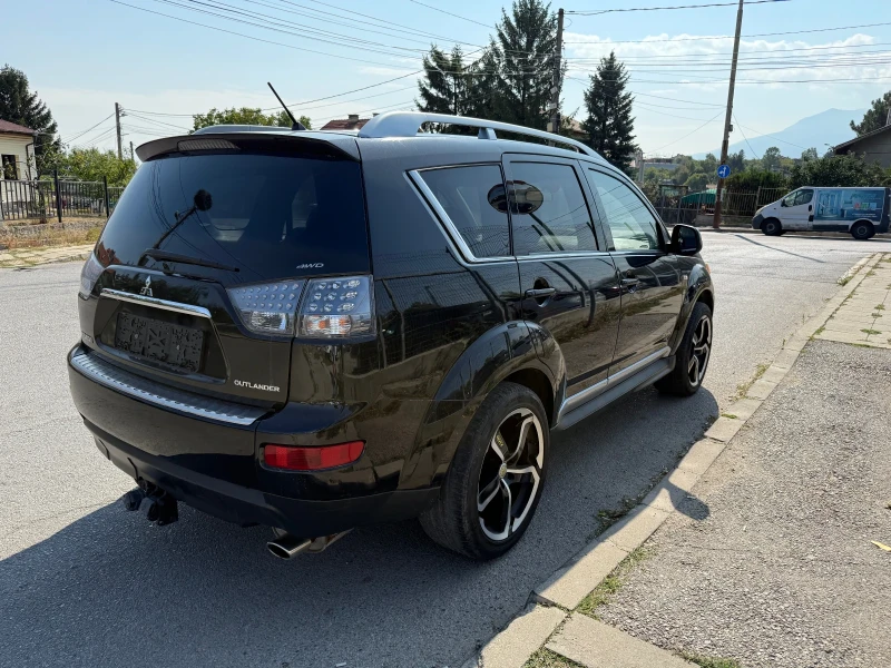 Mitsubishi Outlander 2.4i_4x4_7m, снимка 7 - Автомобили и джипове - 51728406