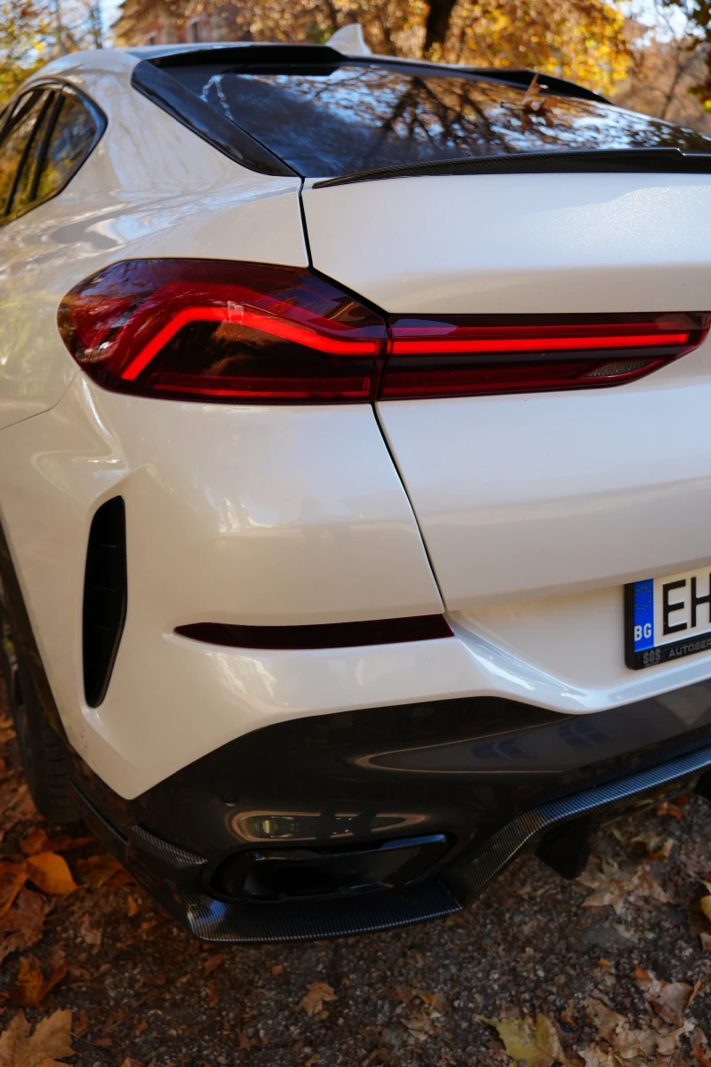 BMW X6 M 30d xDrive Laser Carbon SoftClose Active Sound  , снимка 8 - Автомобили и джипове - 52458254