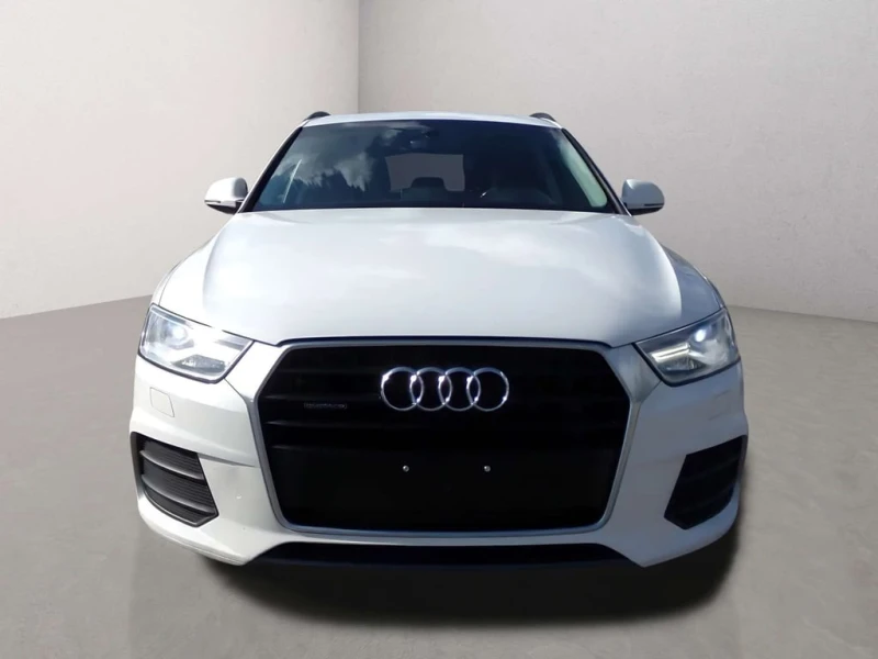Audi Q3 quattro Premium  CARFAX, снимка 2 - Автомобили и джипове - 53078387