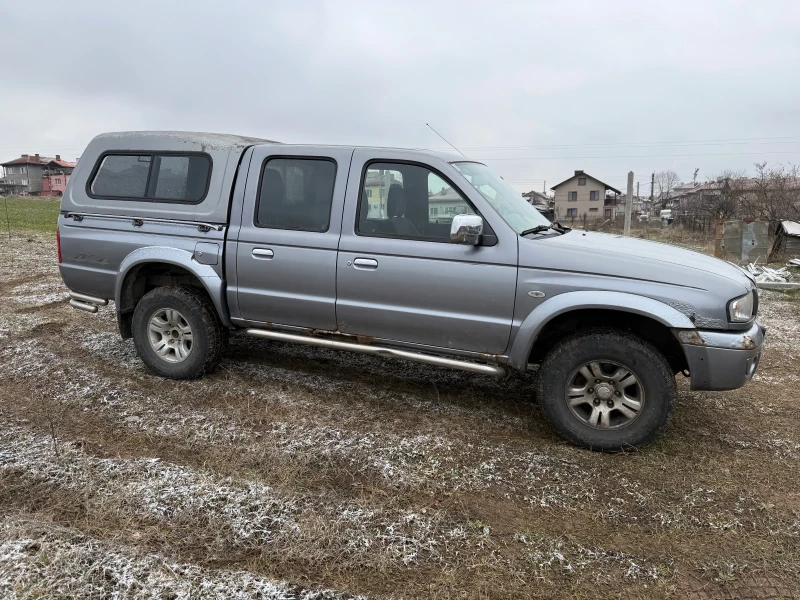 Mazda B2500, снимка 2 - Автомобили и джипове - 53132308