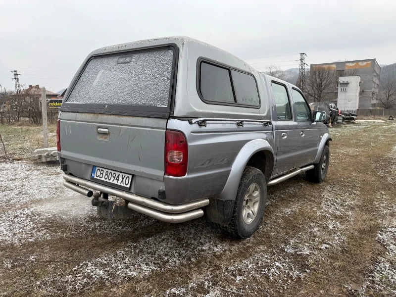 Mazda B2500, снимка 3 - Автомобили и джипове - 53132308